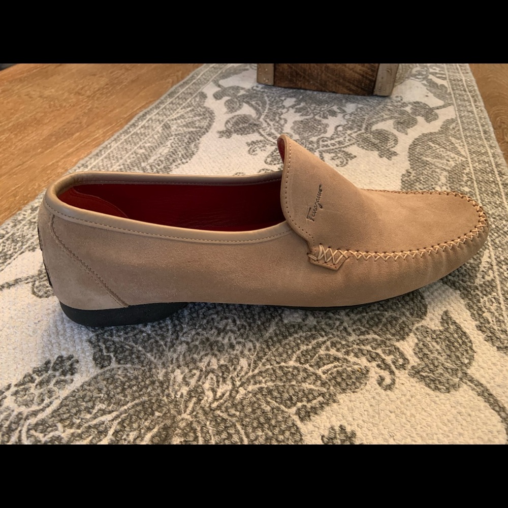 Salvatore Ferragamo Suede Tan Loafer Size 10 (Sm)
